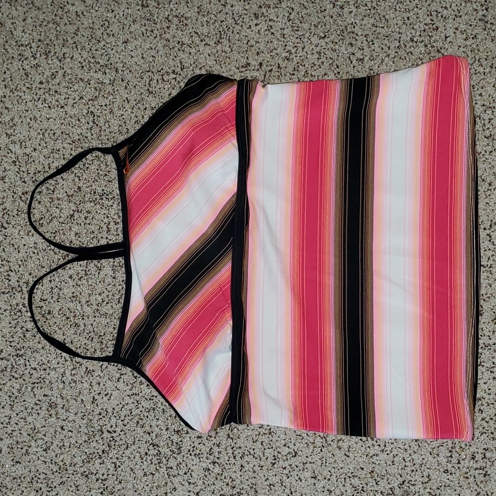 Nike Athletic Sporty Tankini Swimsuit Top